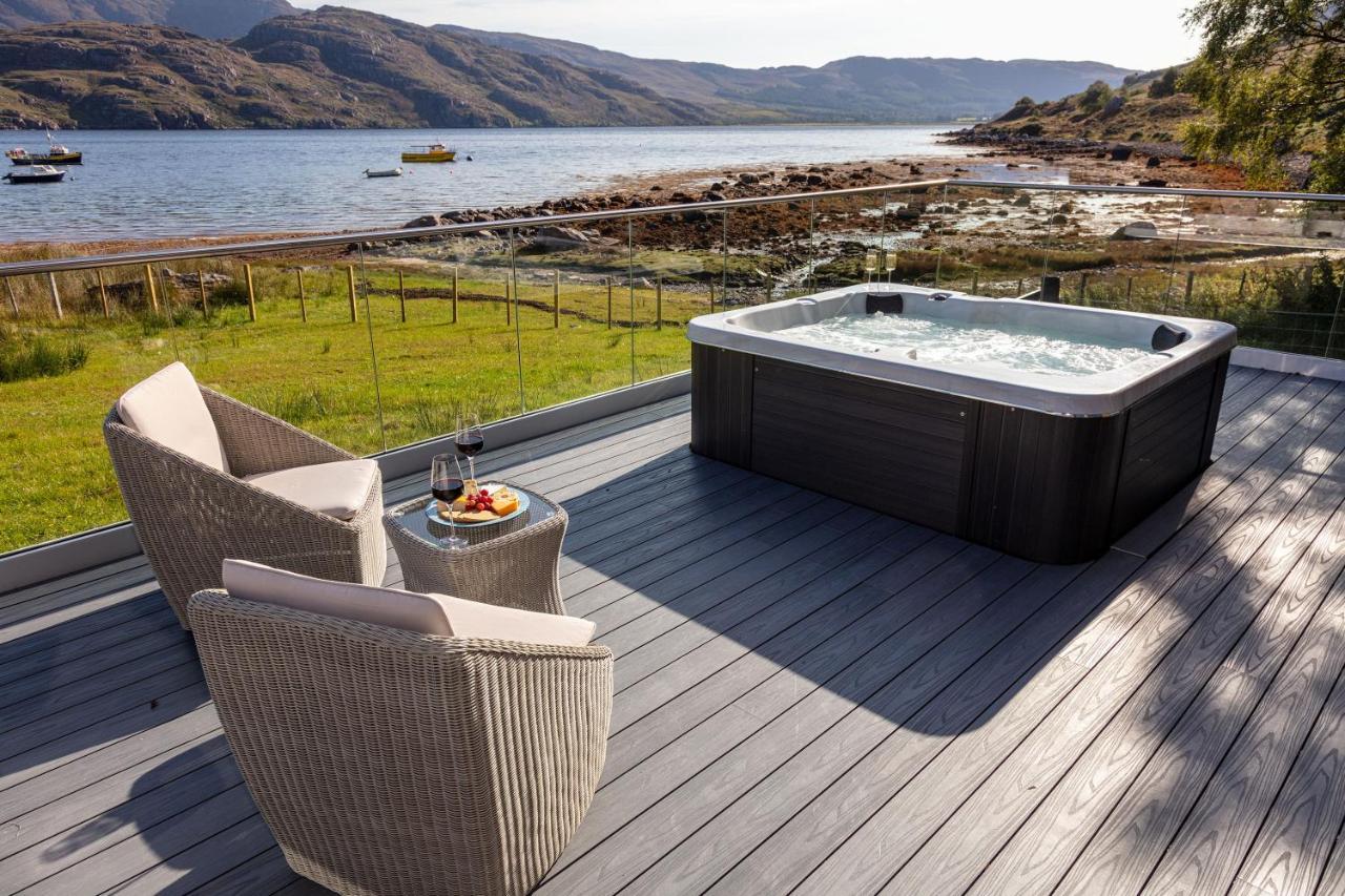 Birches Lodge With Hot Tub Dundonnell Exterior photo